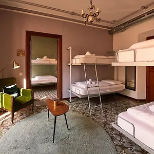 https://hostel-soller.allmallorcahotels.com